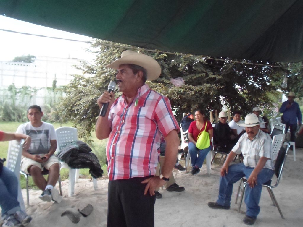 foto-campesinos-en-alerta-ma%c2%81xima